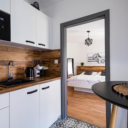 Highnest Apartments Братислава Екстер'єр фото