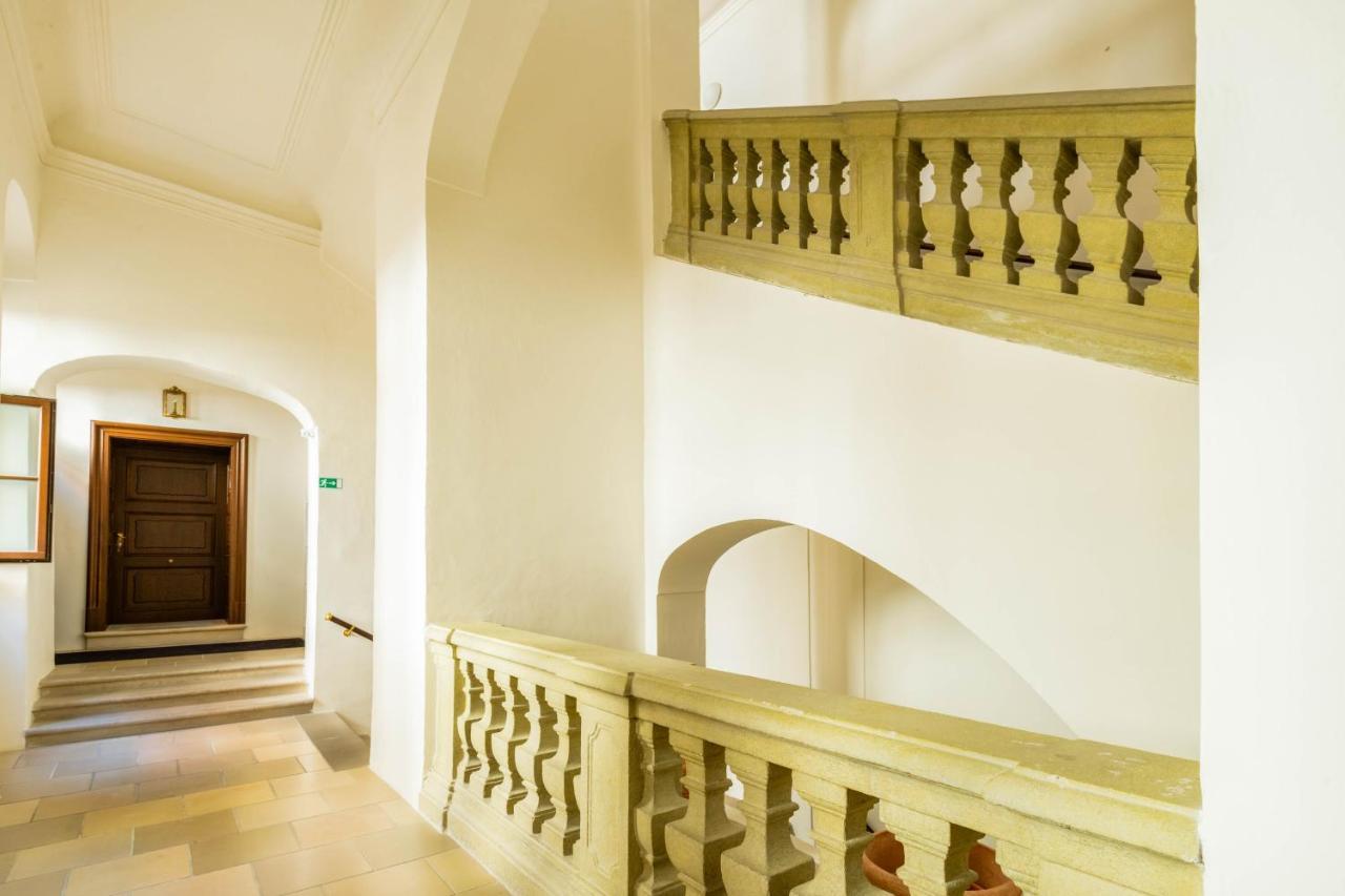 Highnest Apartments Братислава Екстер'єр фото