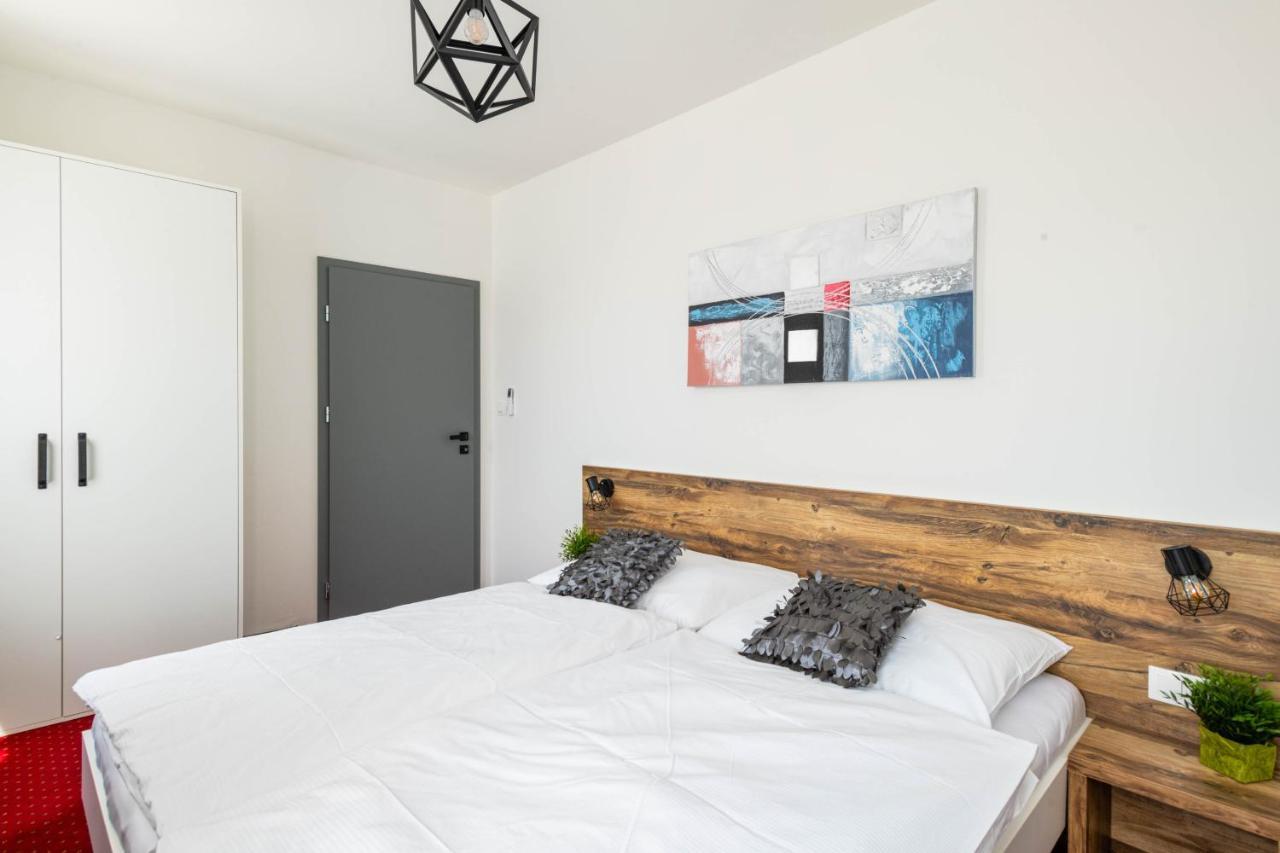 Highnest Apartments Братислава Екстер'єр фото